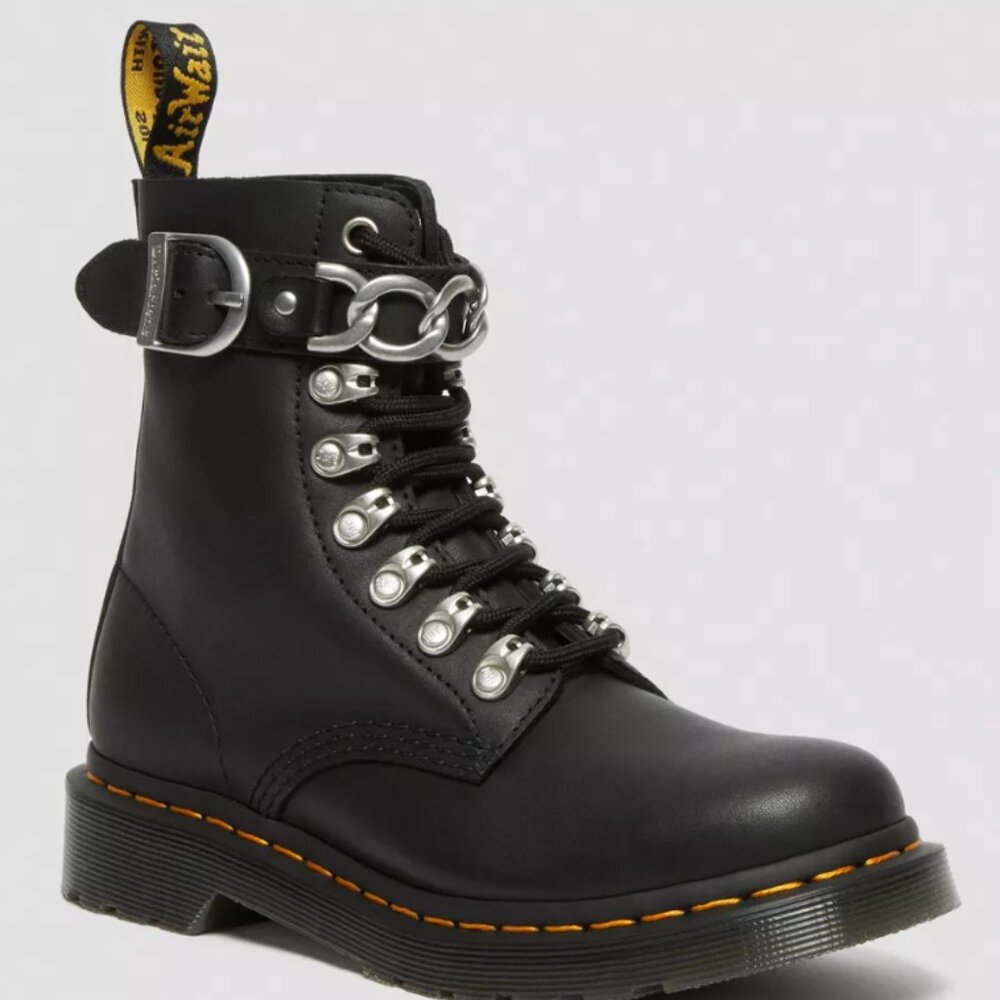Dr. Martens 1460 Pascal Women's Chain Leather Lace Up Boots: Size 9, Black